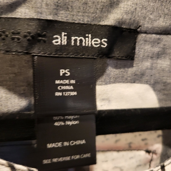 Ali Miles Black & White Geomtric 3/4 Sleeve Shirt Petite Small - Picture 6 of 7